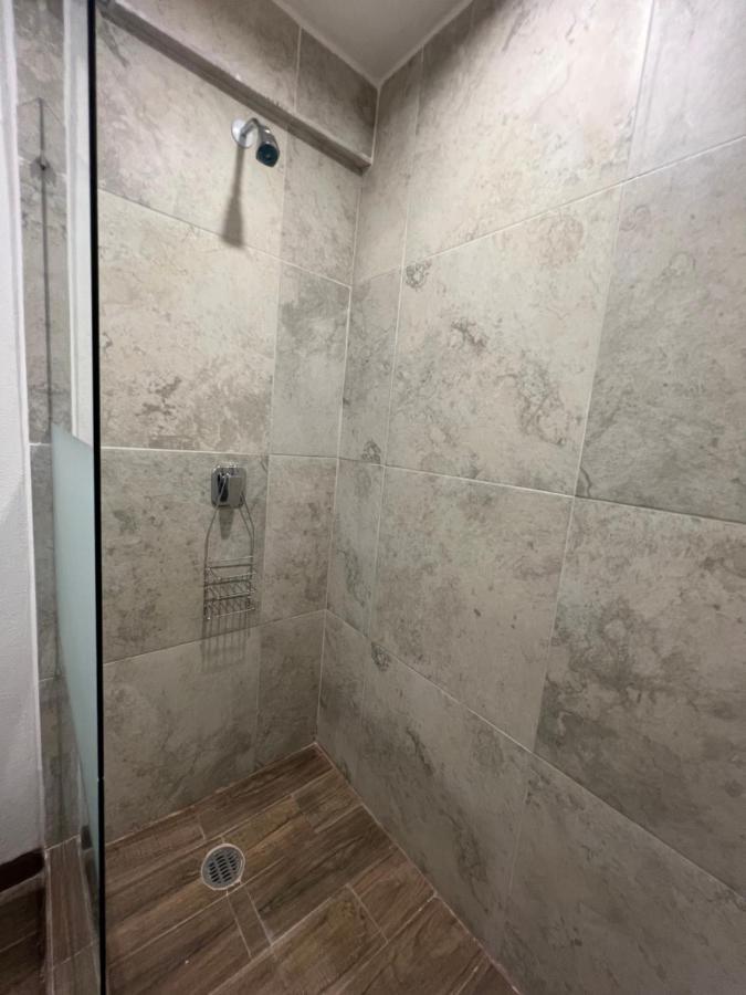 Hotel Tia Flora León Zewnętrze zdjęcie