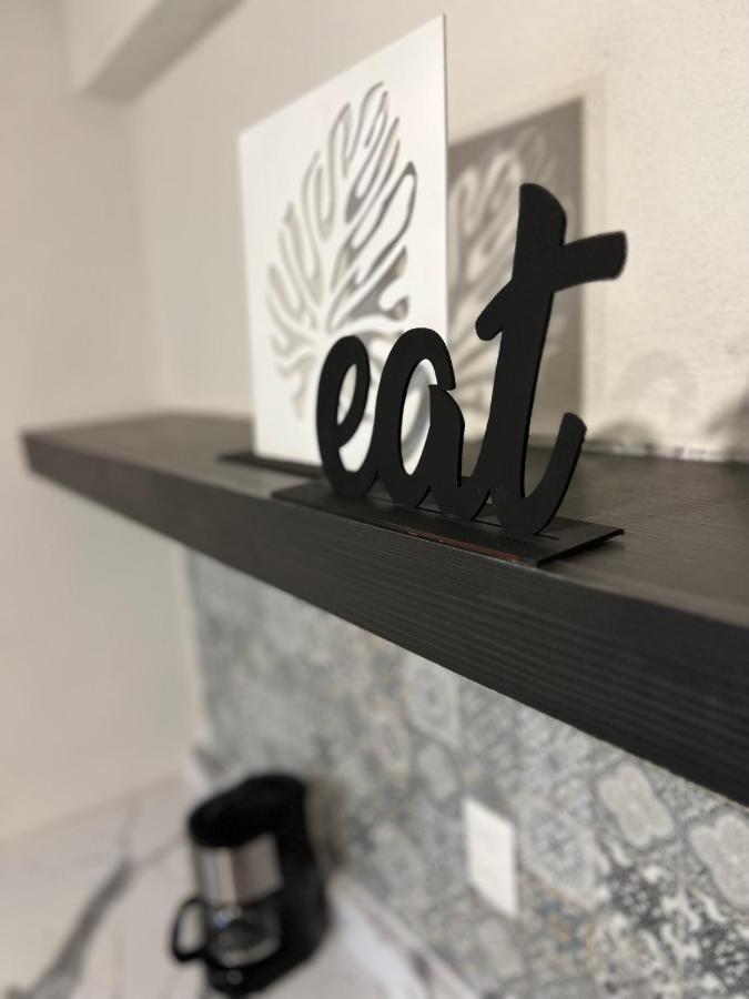 Hotel Tia Flora León Zewnętrze zdjęcie